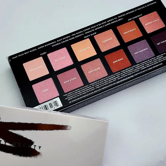 Fenty Beauty 💣 Bomb Posse Mega Mix & Match Eyeshadow Palette - Picture 4 of 5